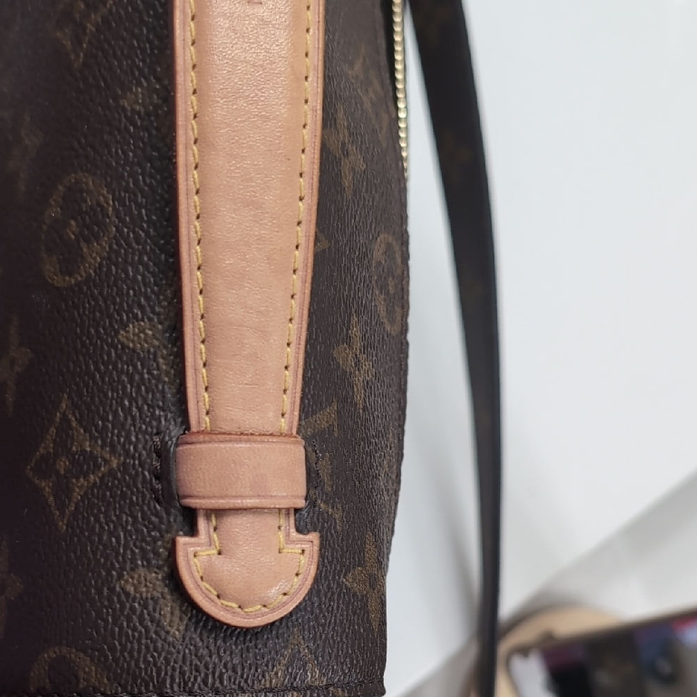 Louis Vuitton Dark Brown Monogram Messenger Bag - Picture 10 of 13